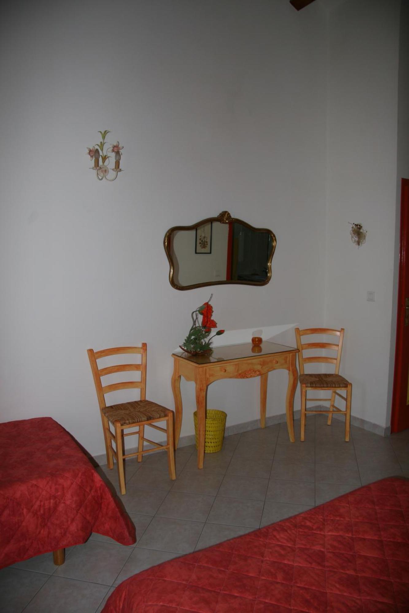 Chambres D'Hotes Lou Jassou Lapanouse-de-Cernon 외부 사진